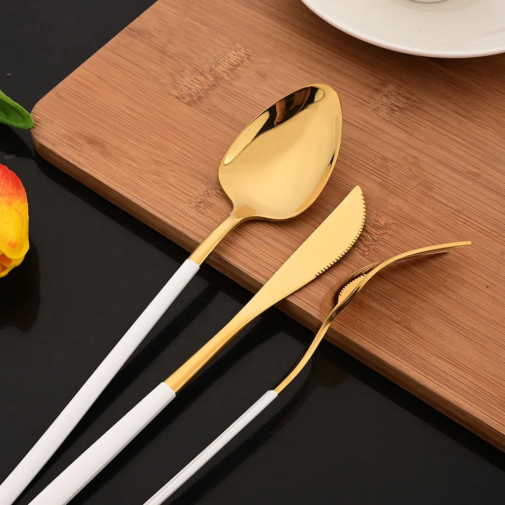 5 pezzi Set di posate in oro b - Gold Plated Cutlery recensione e prezzo