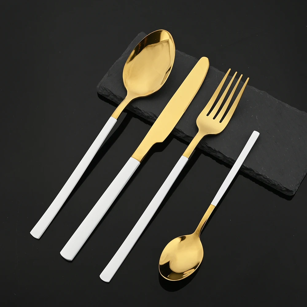 16 pezzi set di posate in oro  - Gold Plated Cutlery recensione e prezzo