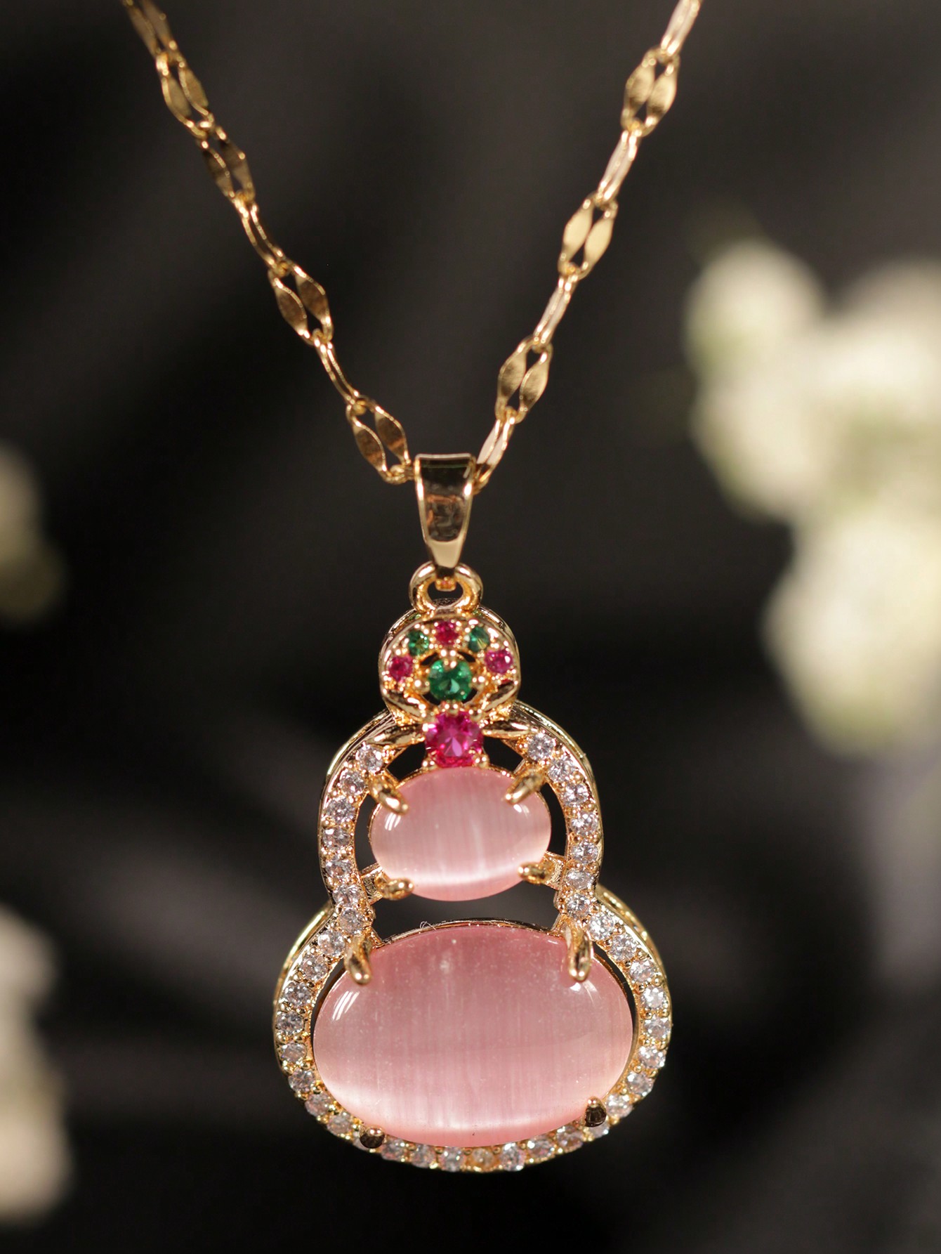 1 pezzo di collana con ciondol - Luxury Lifestyle Goods recensione e prezzo